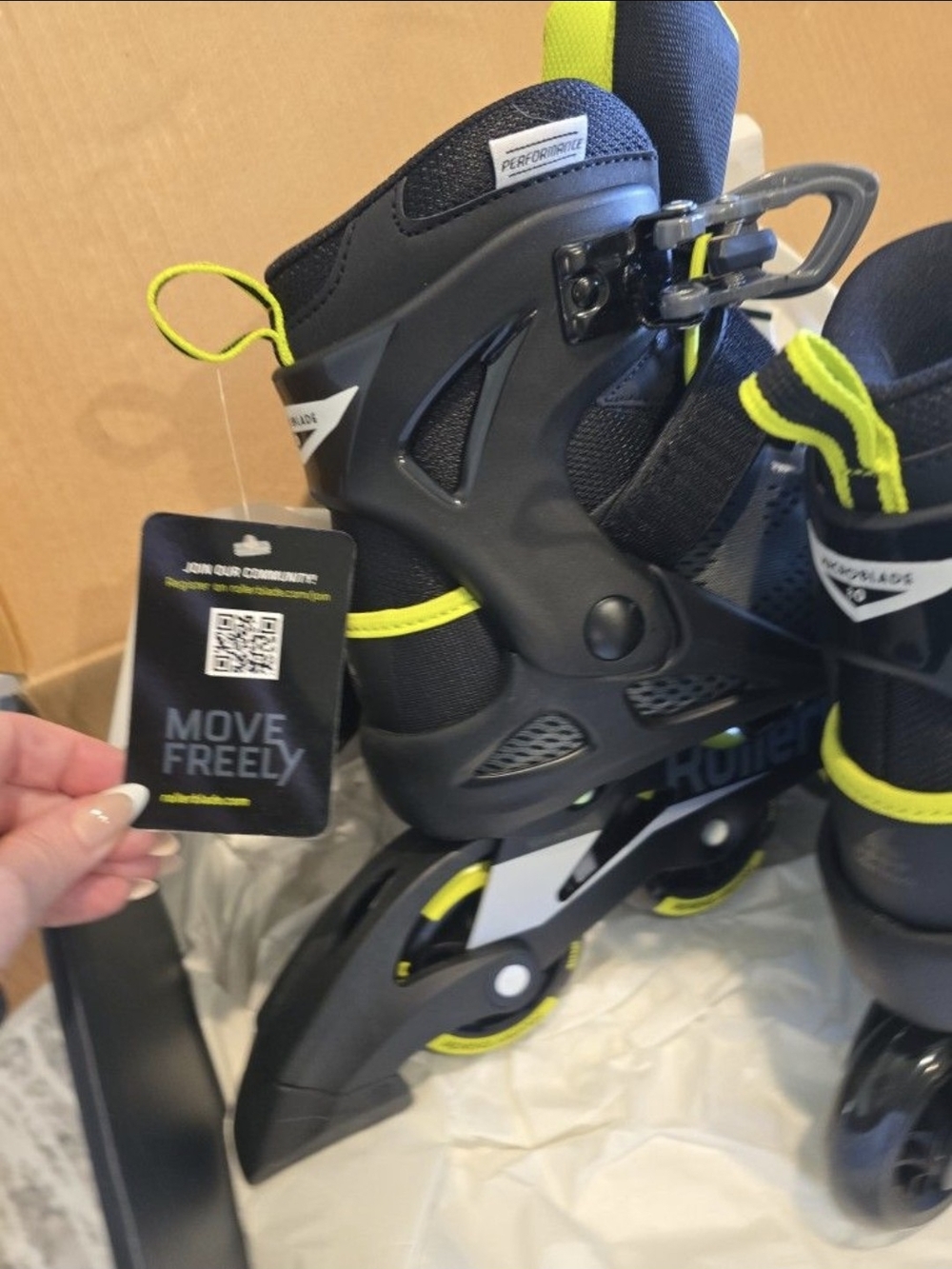 Womens Macroblade 80 Inline Skates ~ Black and Lime Green ~ NWT $89 - Picture 4 of 5